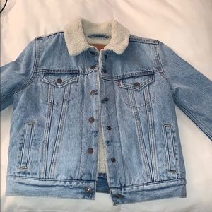 Levi’s lined Sherpa denim jacket